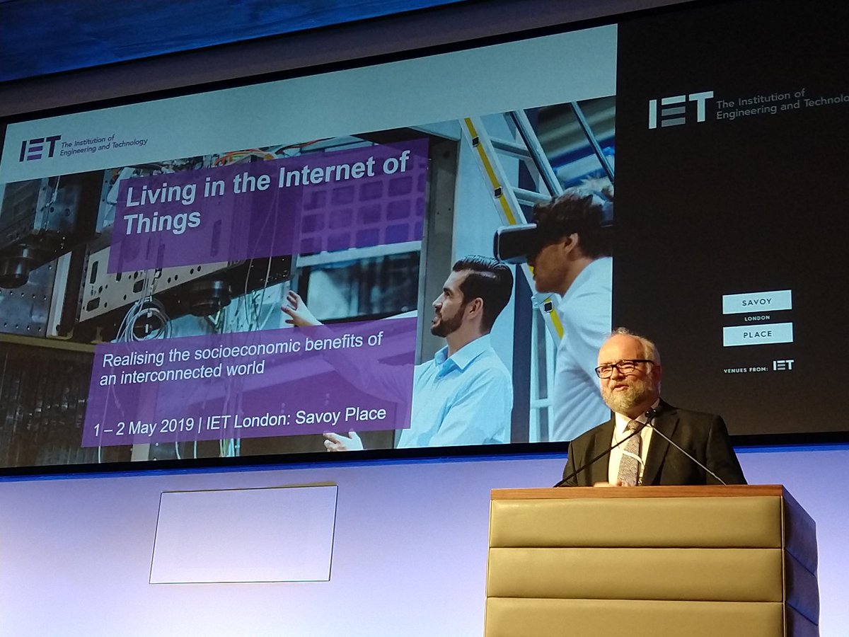 Professor David De Roure presenting at the Living in the Internet of Things conference 