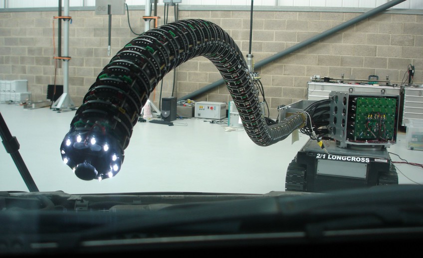 Robotic snake arm at Oxford's Department of Engineering Sciences