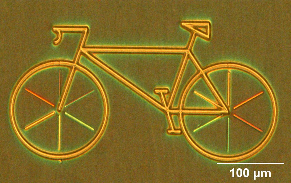 Polymerizable liquid crystal microbicycle fabricated with laser 3D printing