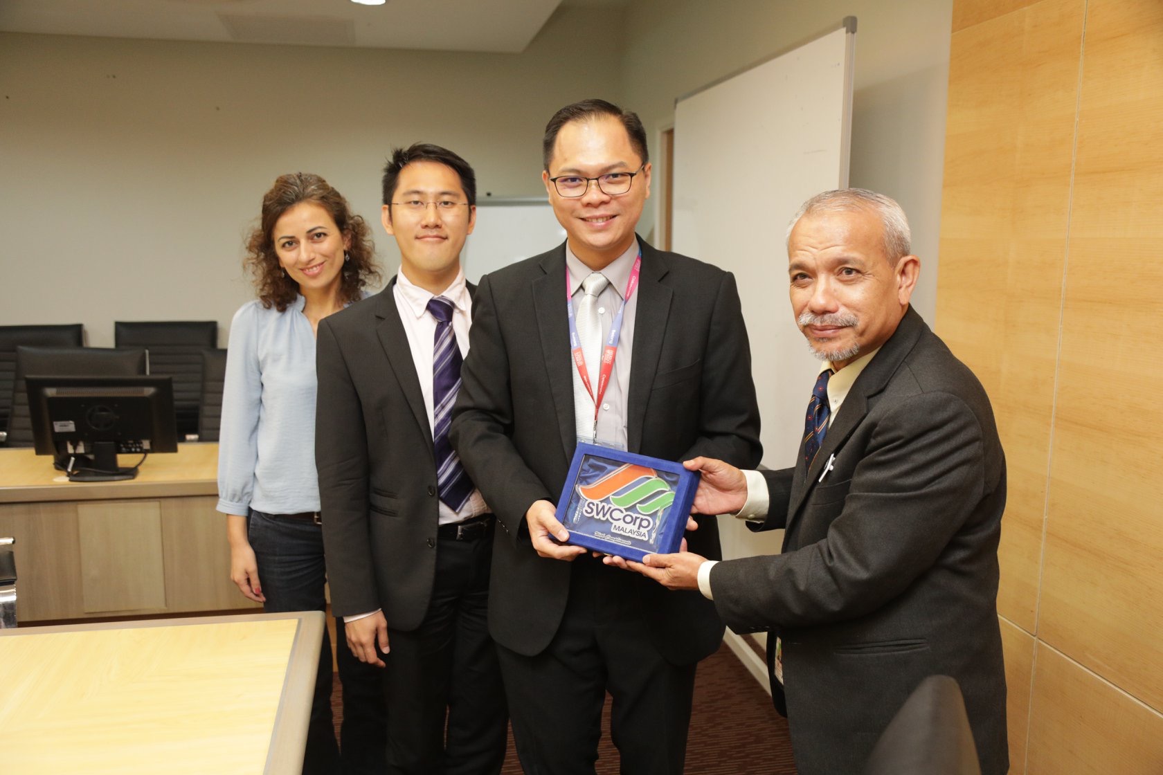 Dr Eleni Iacovidou (Brunel University London); Dr Kok Siew Ng (University of Oxford), Prof Dr Denny KS Ng (Heriot-Watt University Malaysia), Dr Mohd Pauze bin Mohamad Taha (SWCorp)