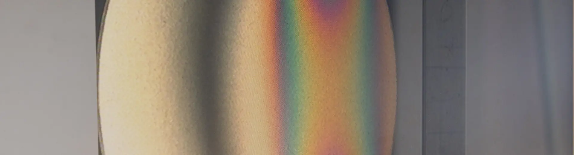 Optical rainbow effect
