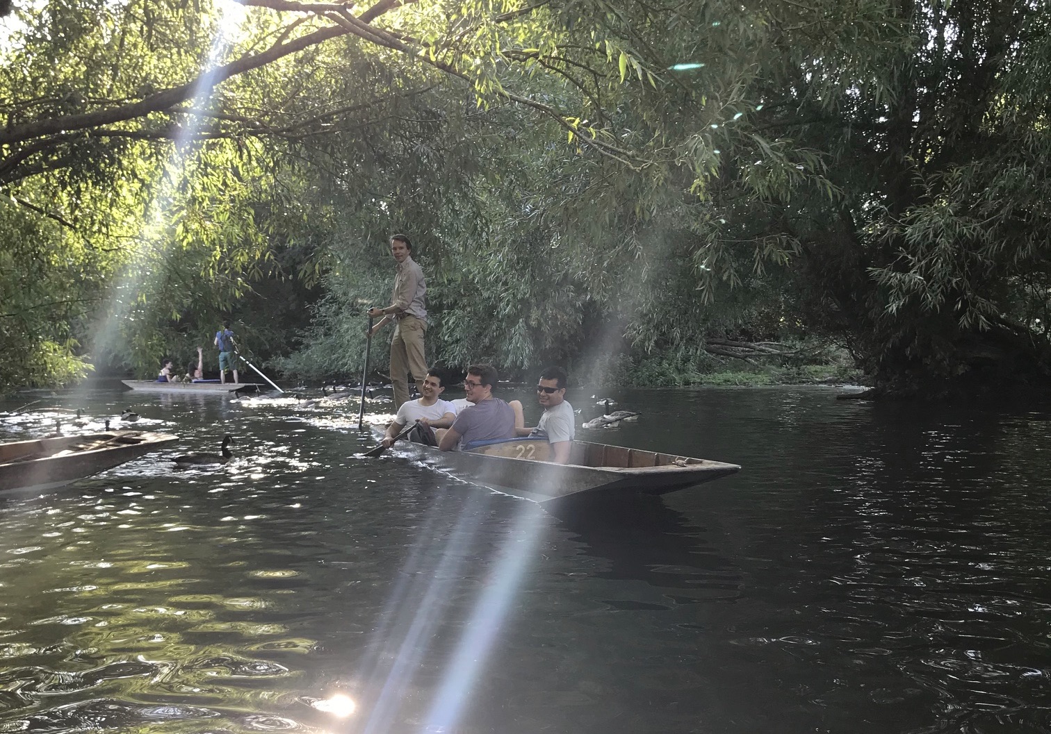 Ton van den Bremer; punting; Dylan Barratt; Ahmad Firdaus; Tulio Moriera