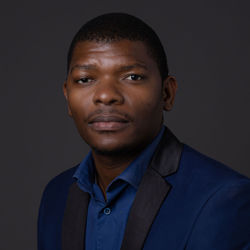 Portrait of Dr Thobani Hlophe