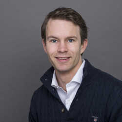Ton van den Bremer Associate Professor in Fluid Mechanics 